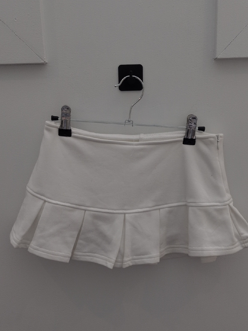 Women's White Pleated Mini Skirt with Shorts